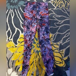 Lululemon Base Pace HR Running Tight
28" Brushed Nulux
Atmospheric Purple
Size 6